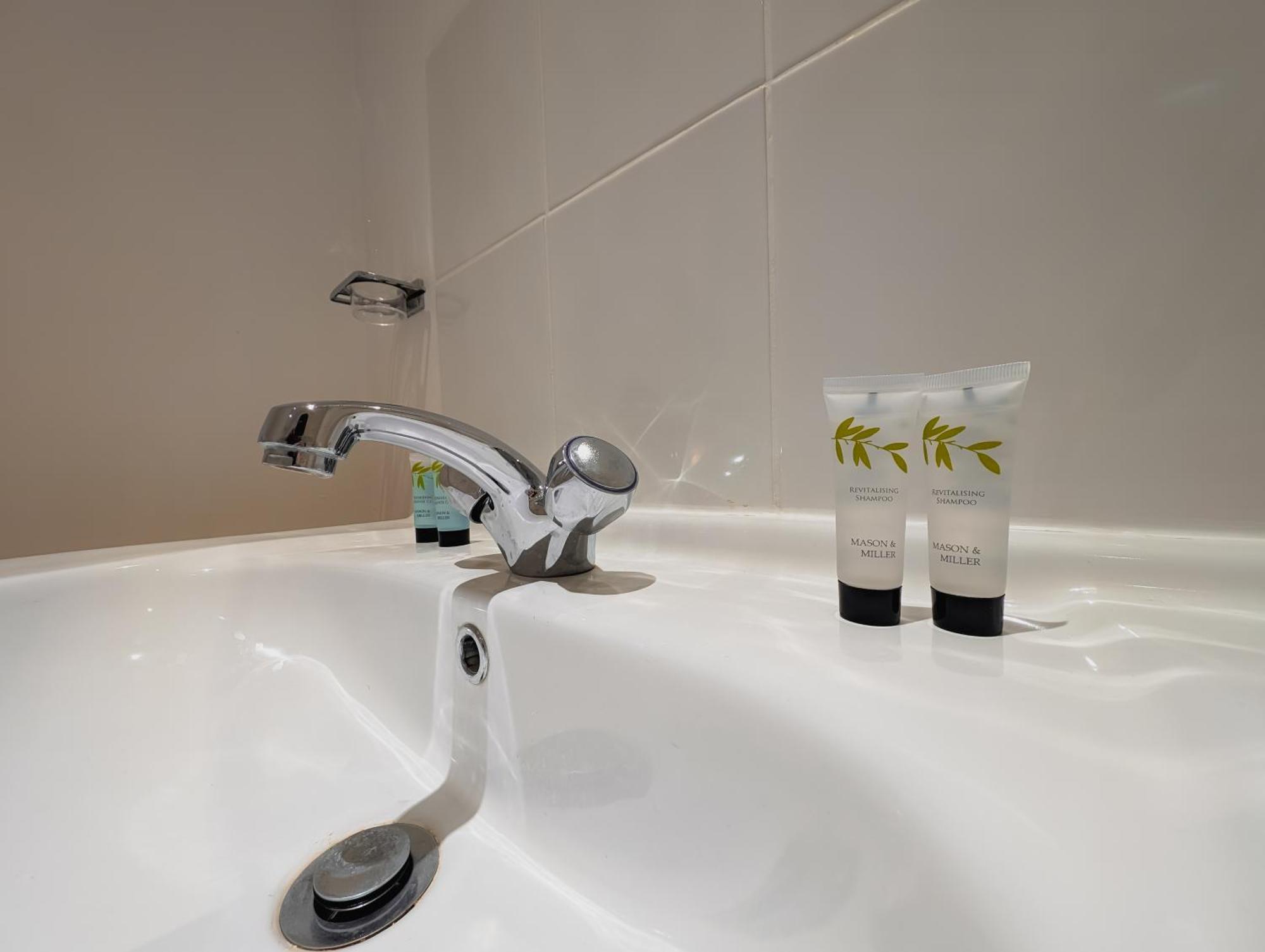 Bay & Harbour Holiday Apartments & Rooms Only Weston-super-Mare Buitenkant foto